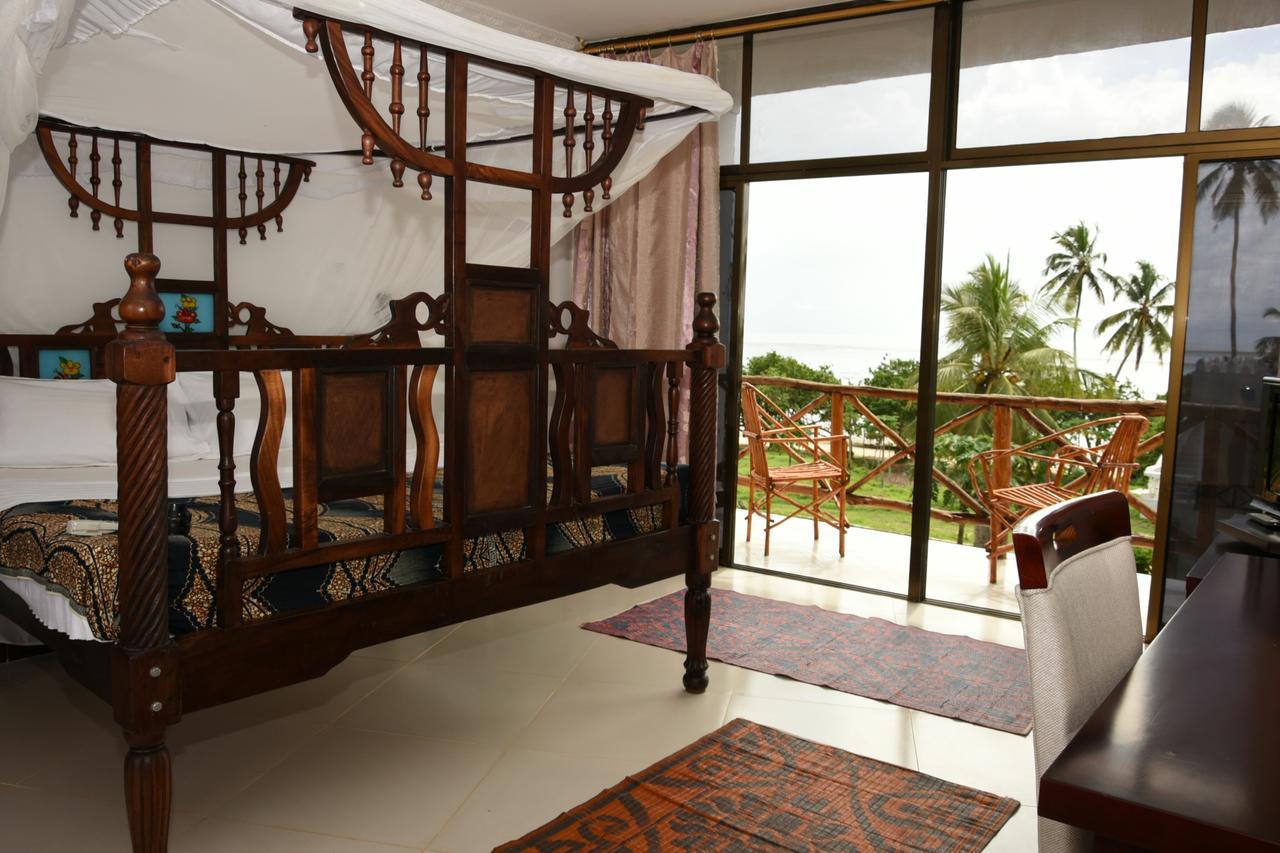 אורואה Coconut Tree Village Beach Resort מראה חיצוני תמונה