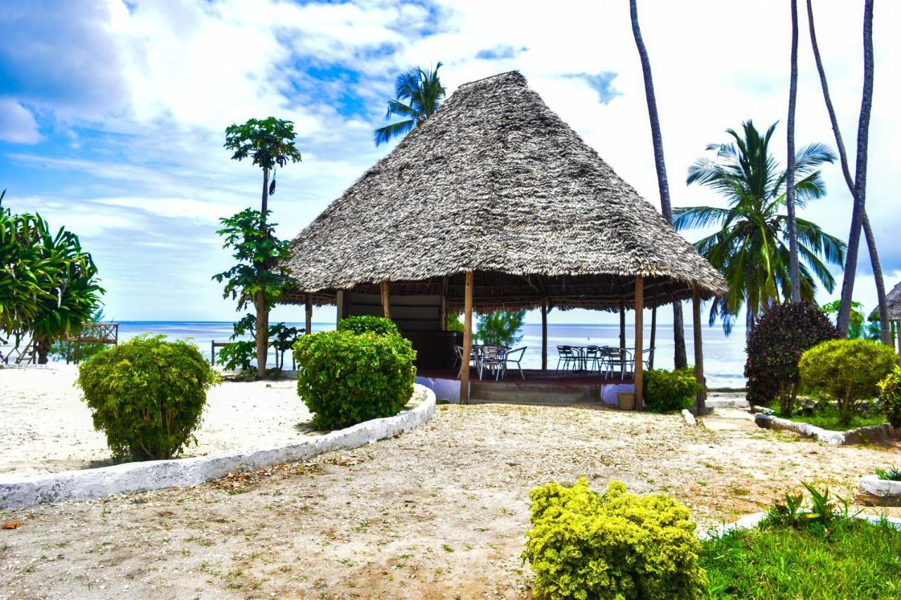 אורואה Coconut Tree Village Beach Resort מראה חיצוני תמונה