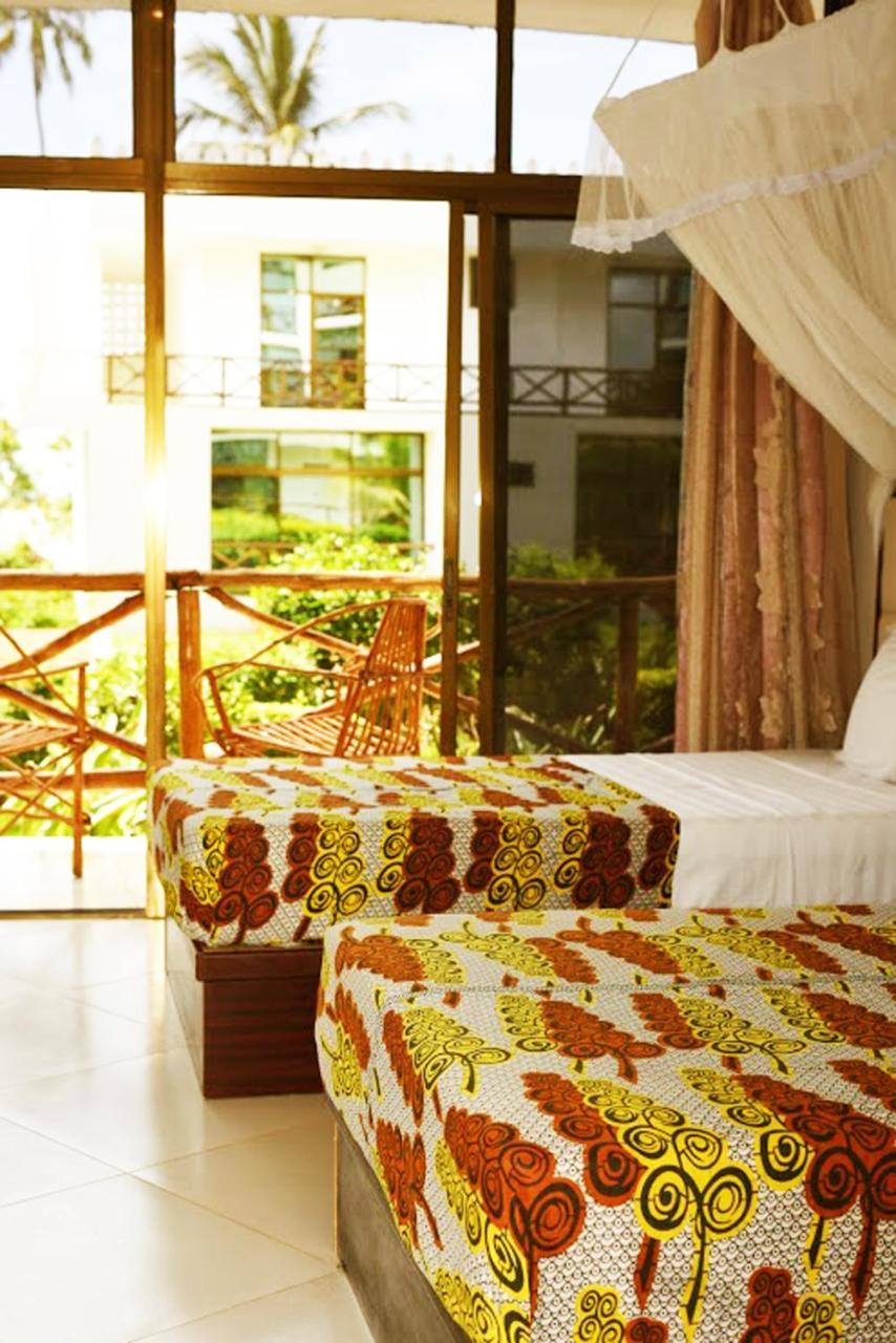 אורואה Coconut Tree Village Beach Resort מראה חיצוני תמונה